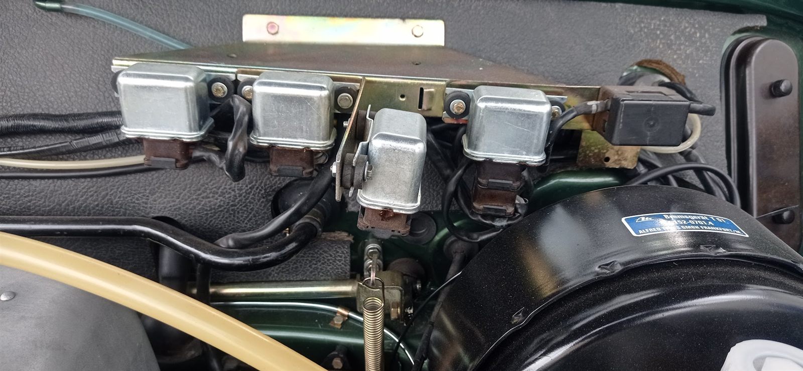 Osprzęt elektryczny auta zabytkowego